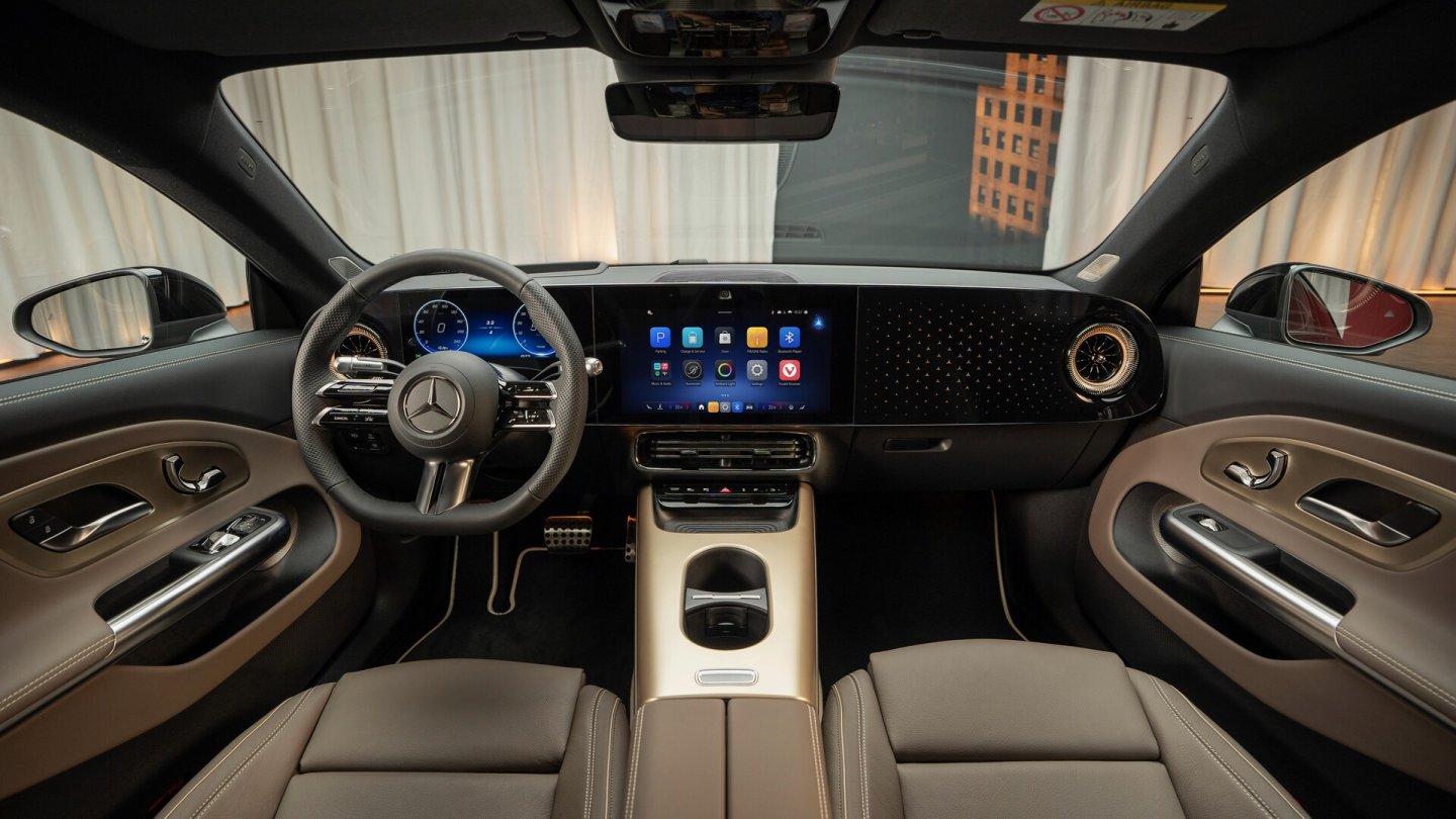 Die Software im Auto nutzt auch Lösungen von Google und Microsoft.