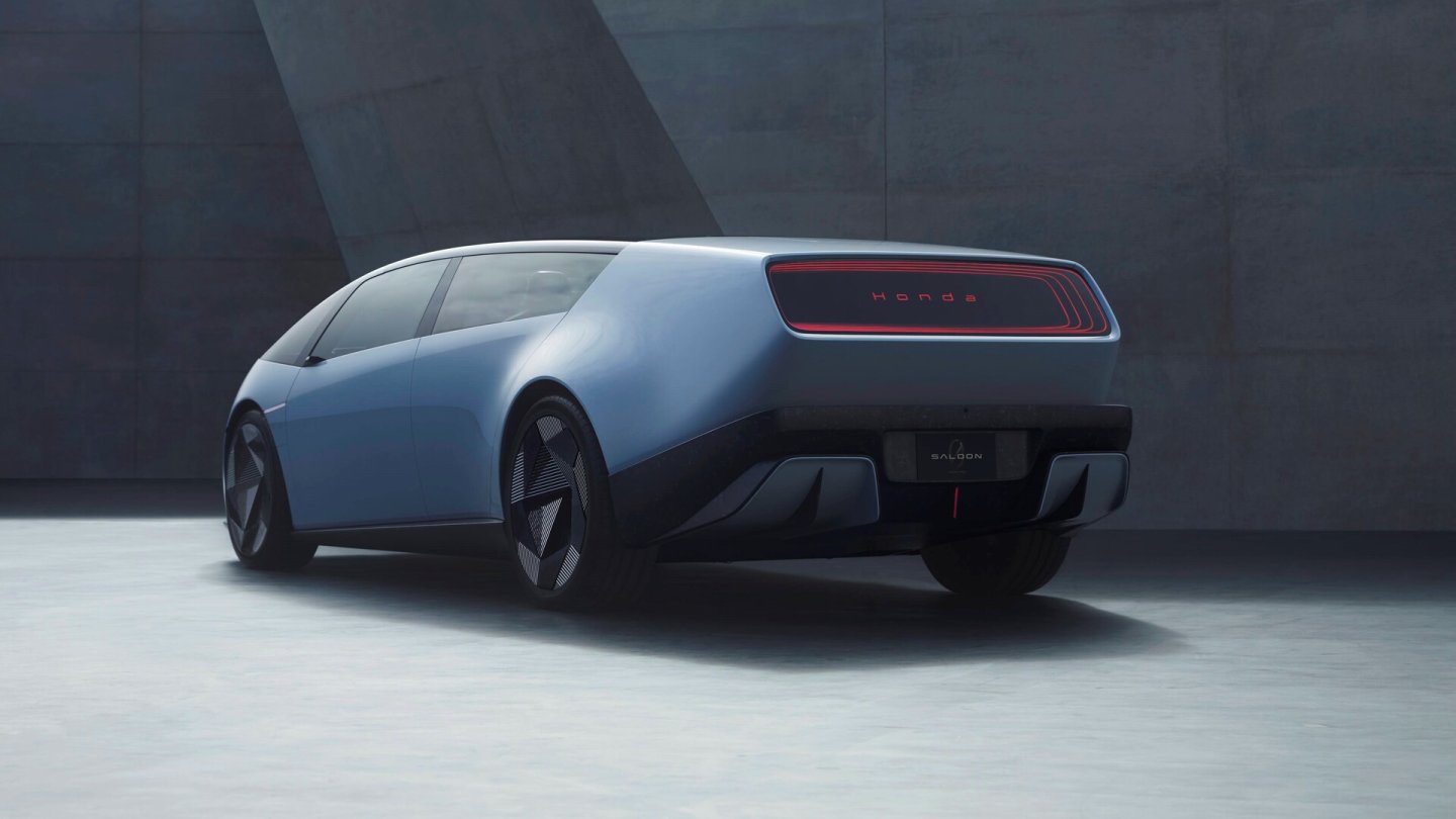 Die Honda-Elektro-Limousine verzichtet auf eine Heckscheibe.