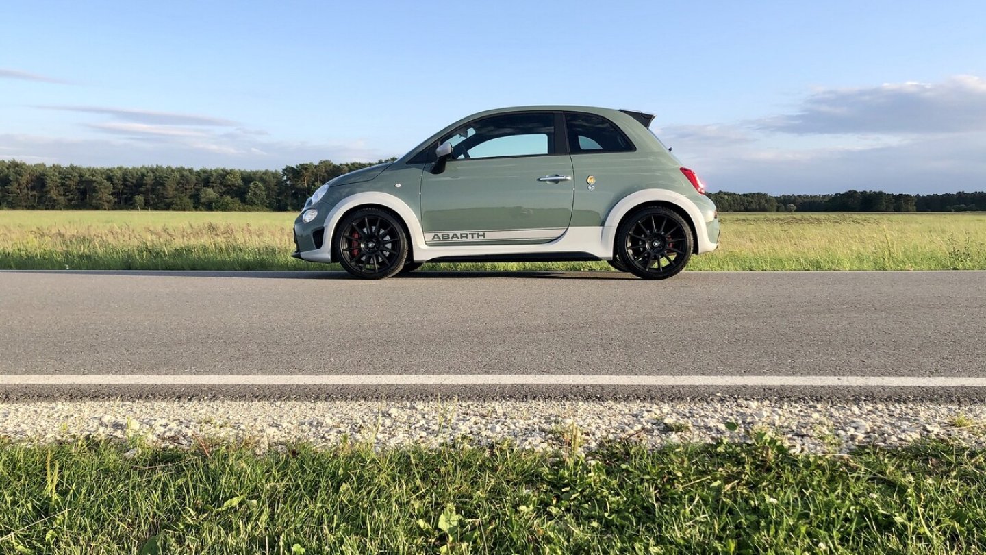 Abarth 695 70° Anniversario