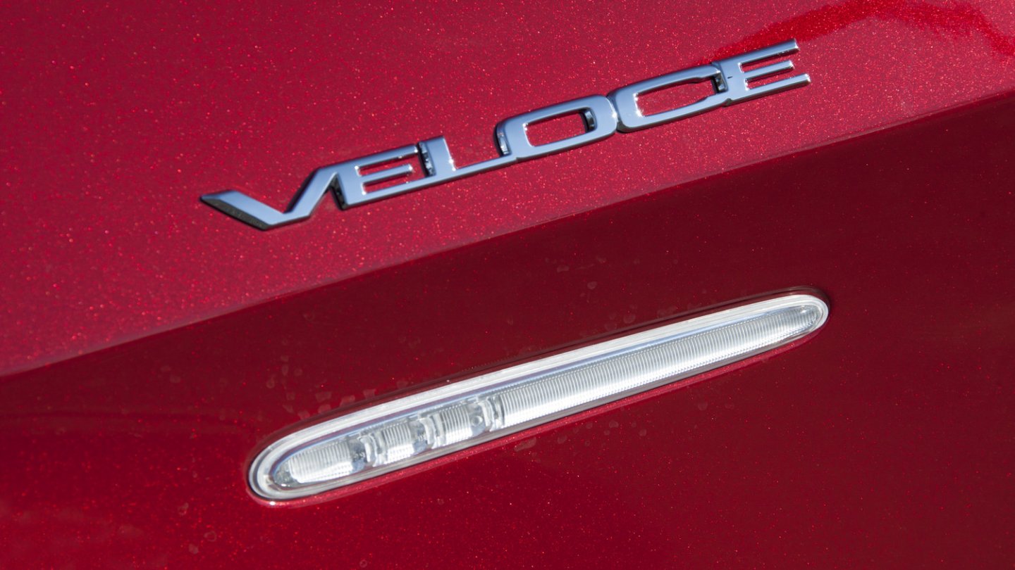 Die sportliche Giulietta trägt schon das Veloce-Emblem. Die Giulia Veloce kommt im Herbst.