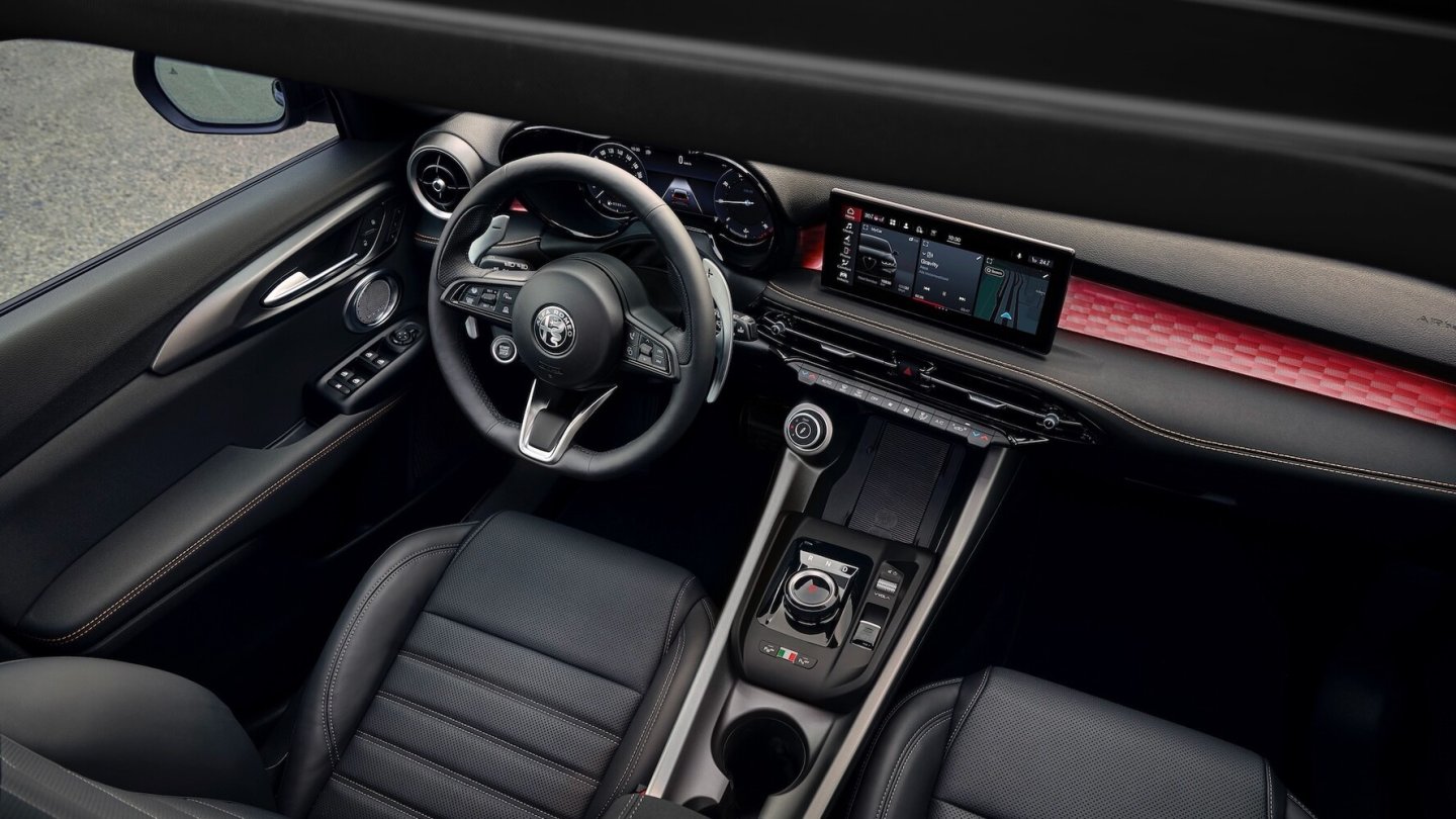 Der Drehschalter auf der Mittelkonsole ist neu.