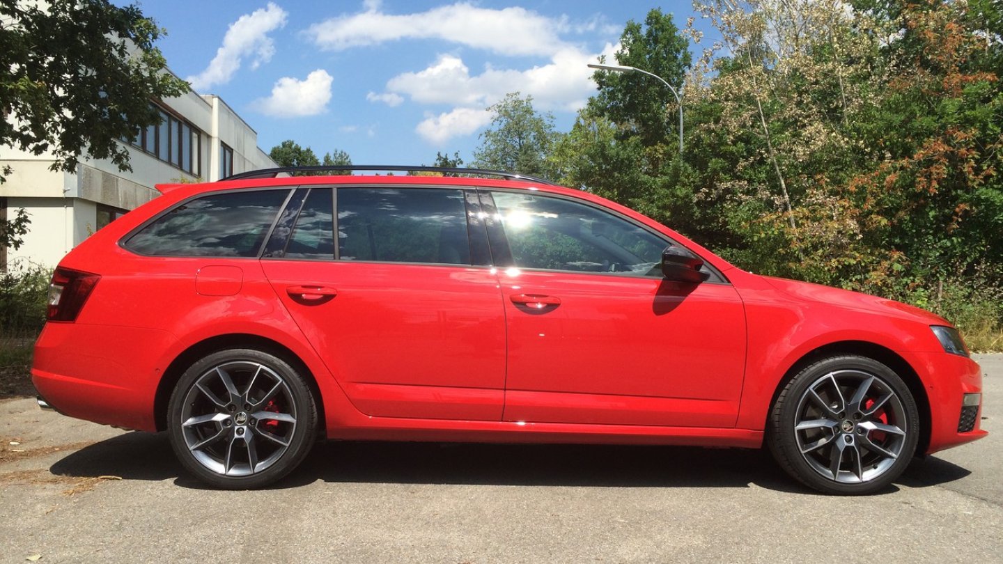 Klares Octavia-Design, als RS deutlich angeschärft