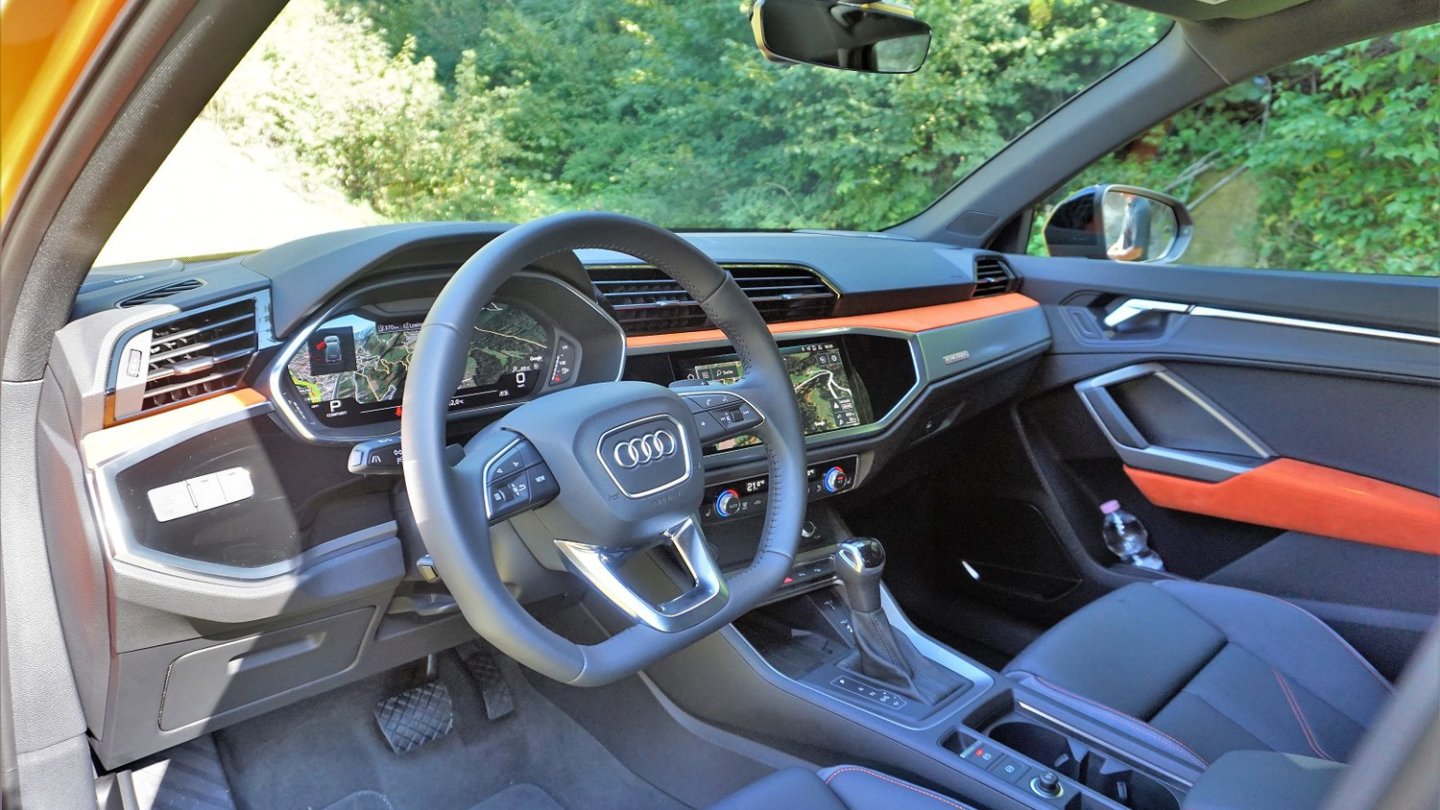 Die Cockpitarchitektur hat der Audi Q3 von den A6, A7 und A8 geerbt.