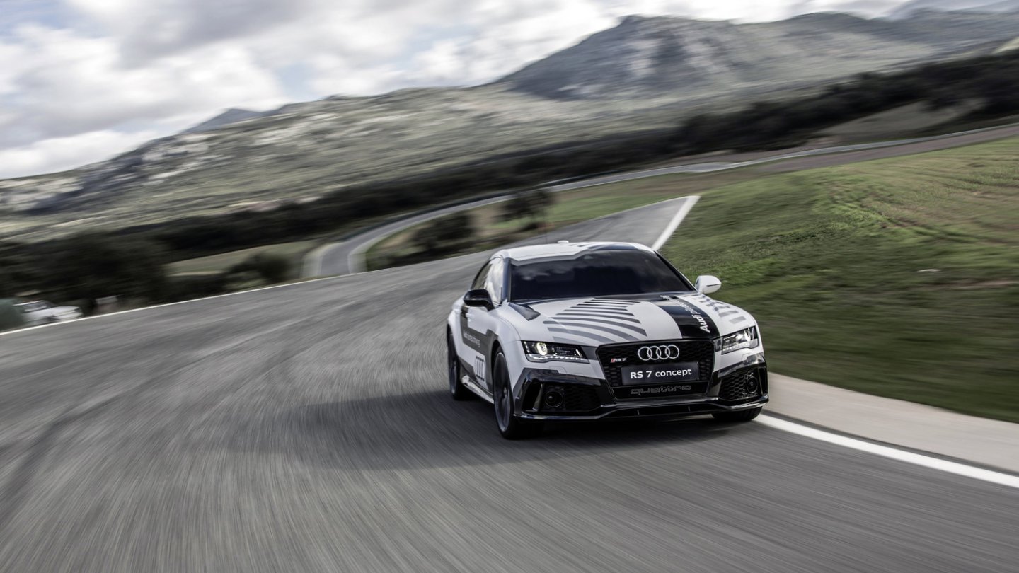 Ein Audi A7 hat sich bereits ohne Fahrer auf der Rennstrecke bewiesen.