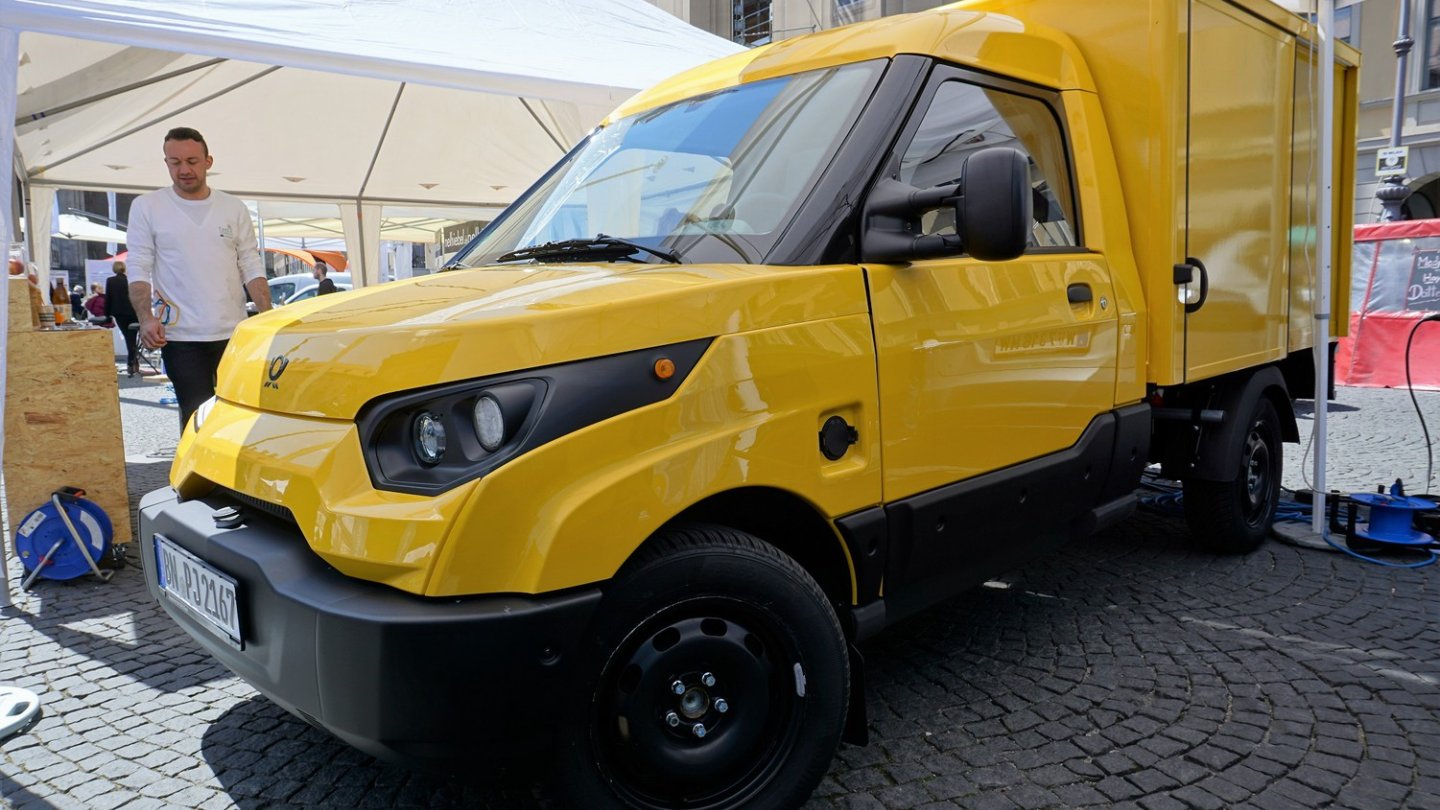 Die Post war da! Genauer die Tocher StreetScooter mit dem E-Transporter.