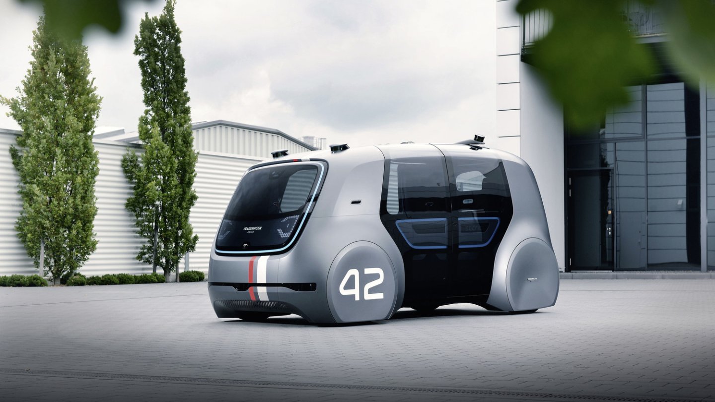 Volkswagen hat 2017 die Konzern-Studie Sedric als autonomen Kleinbus gezeigt.