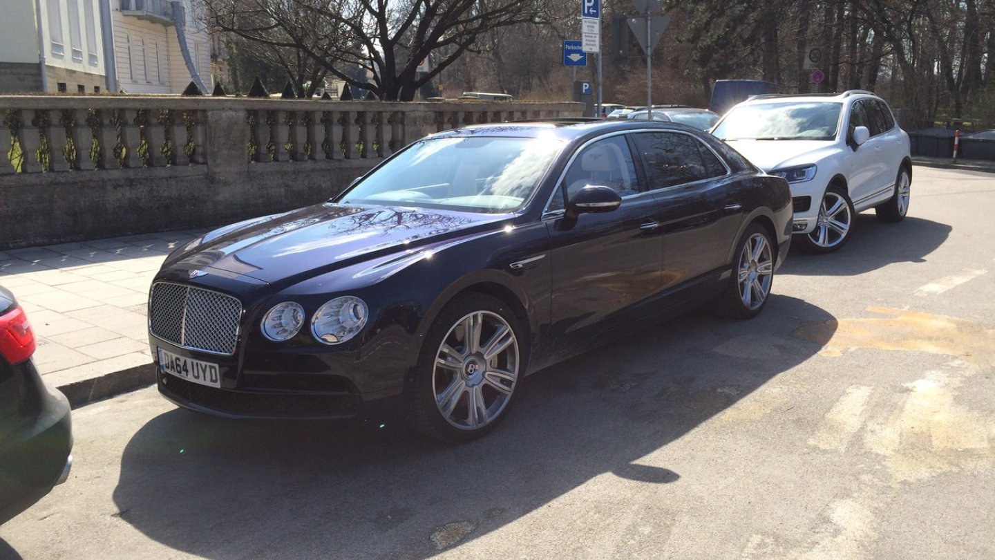 Wollen wir je wieder ein anderes Stadtauto in die Parklücke zirkeln?