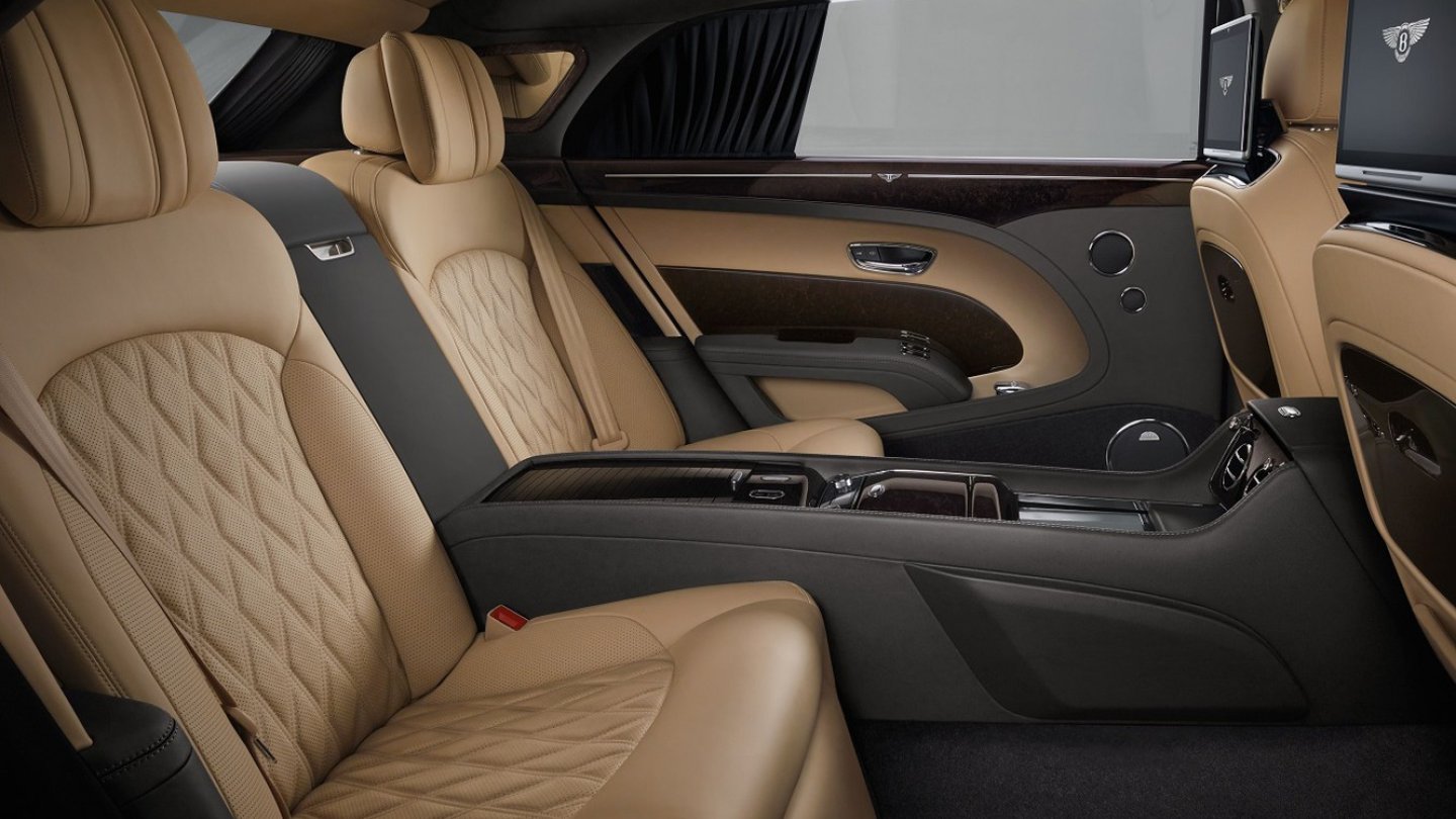 Trotz Langversion. Ich säße weiterhin lieber vorne, links!