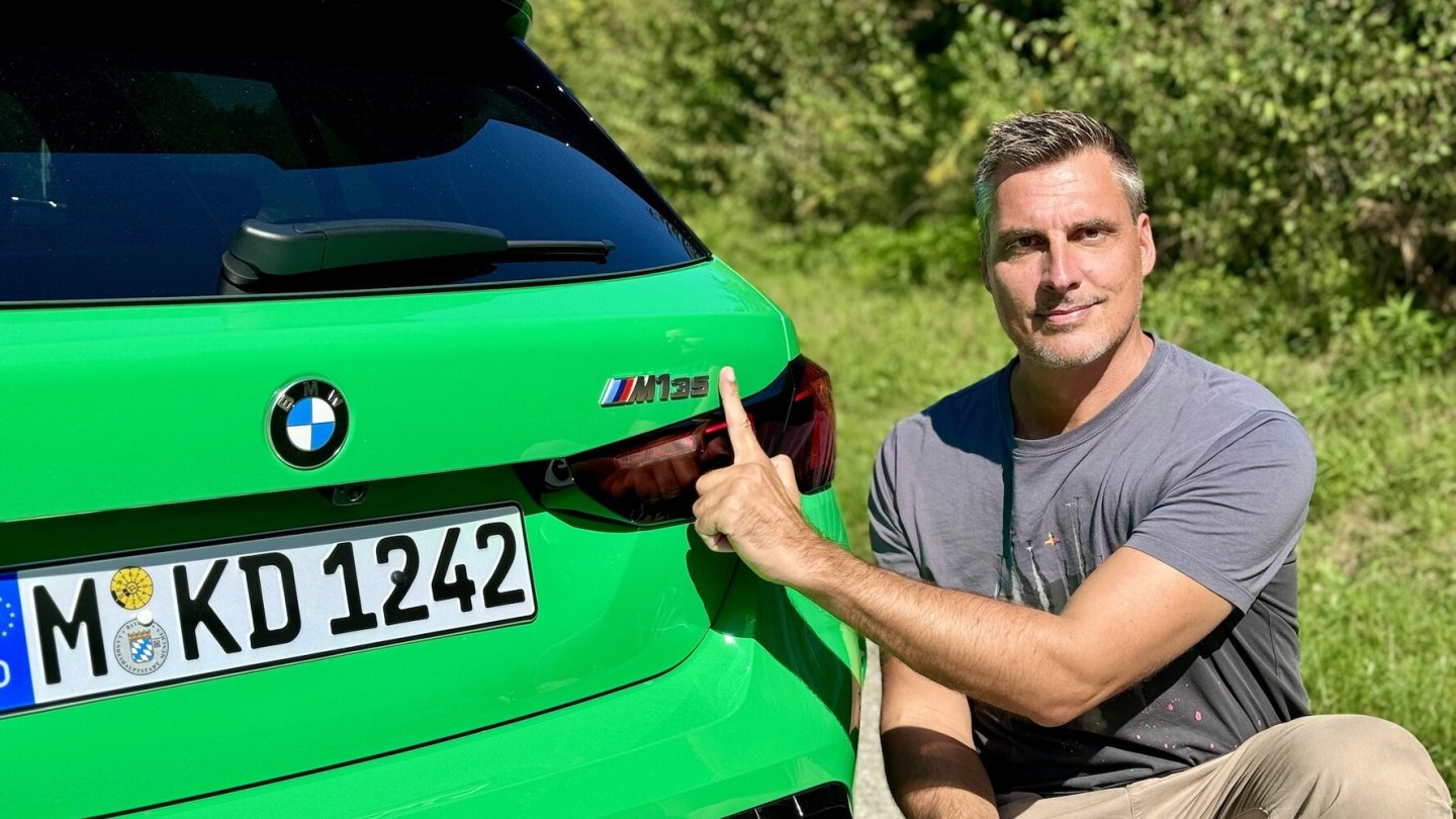 Da fehlt doch was? Das i in der Modellbezeichnung gibt es bei Benzinern nicht mehr.