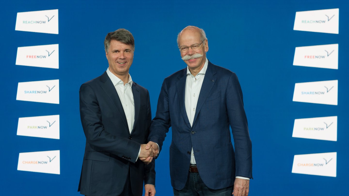 BMW-Chef Harald Krüger (links) mit Daimler-Konzernchef Dietr Zetsche.