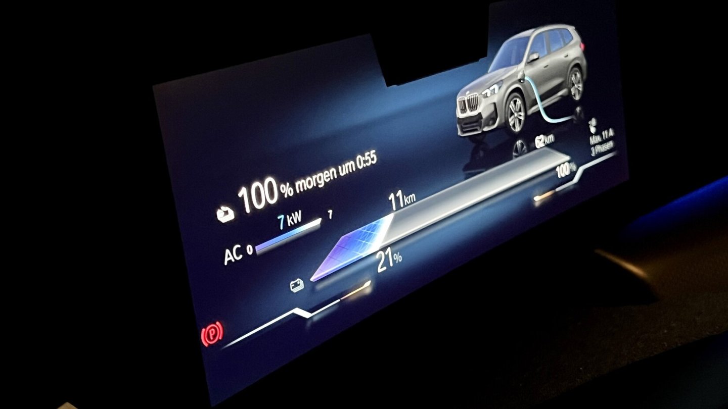 Der Akku im X1 hat eine Netto-Kapazität von 14,2 kWh.
