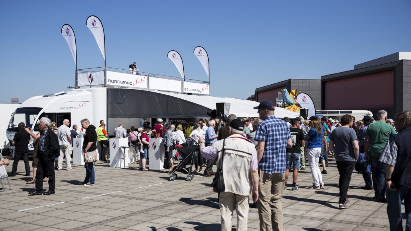 Verklärte Rentneraugen beim Borgward-Event in Bremen. Für jüngere Kunden startet die Marke bei Null.