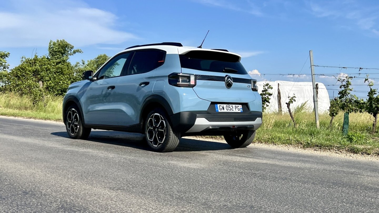 Mit dem Dreizylinder-Benziner ist der C3 ausreichend motorisiert.