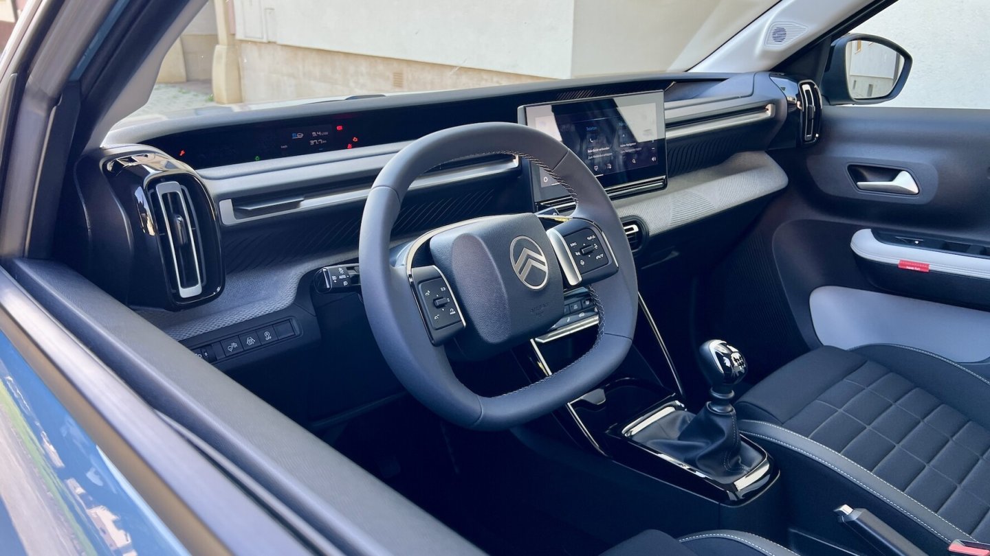 Verarbeitung und Materialauswahl wissen zu gefallen.