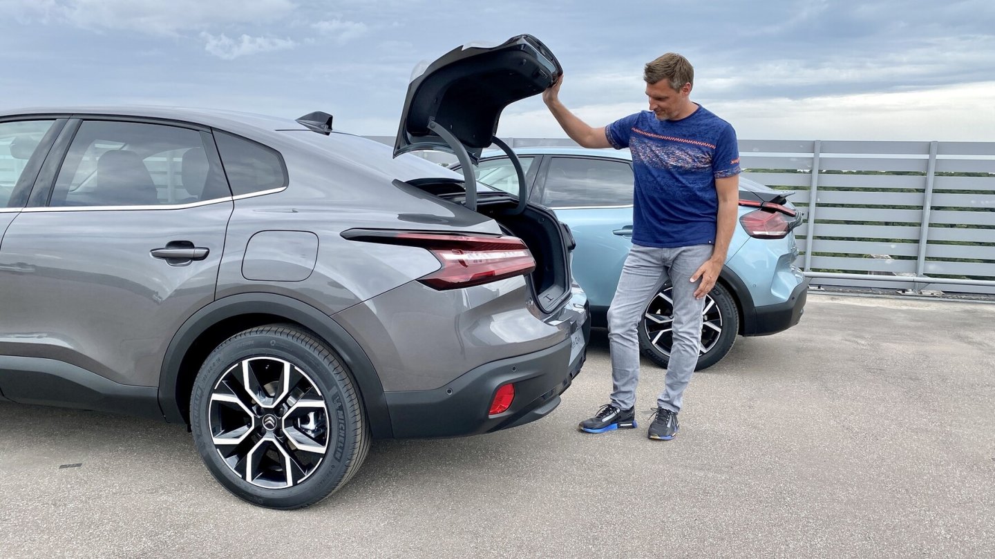 Der 510 Liter große Kofferraum ist über eine kleine Klappe zugänglich.