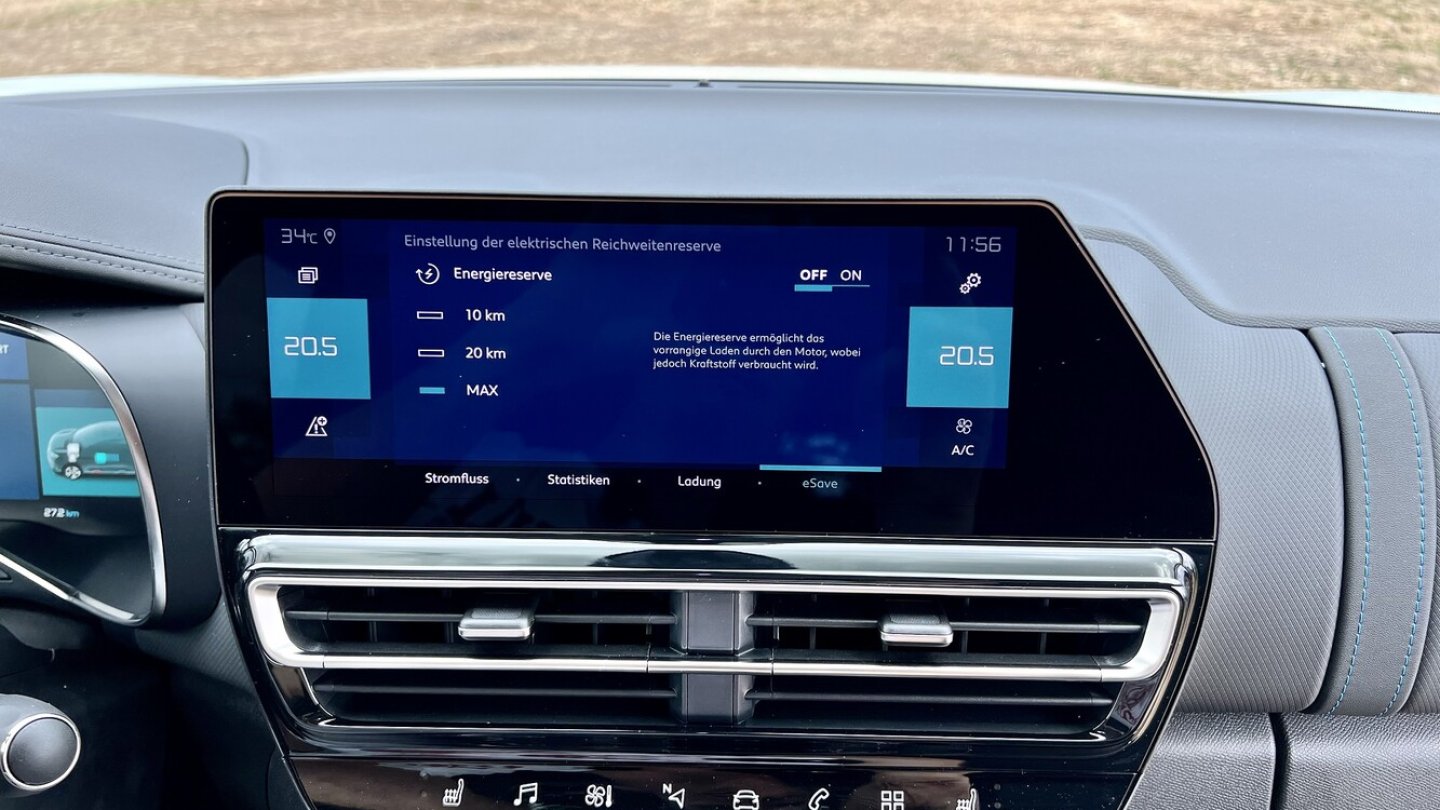 Auch nach dem Facelift ist die E-Save-Funktion an Bord.
