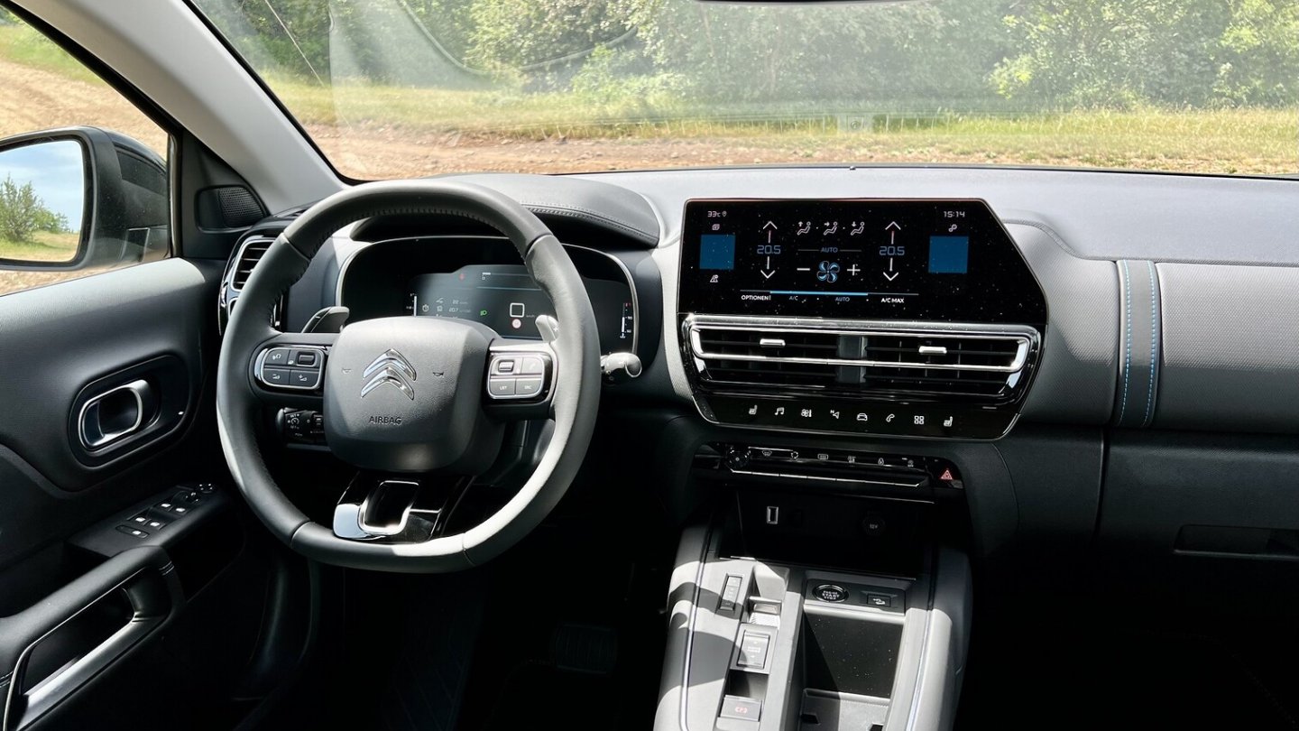 Das 10-Zoll-Display ist mit dem Facelift eingezogen.