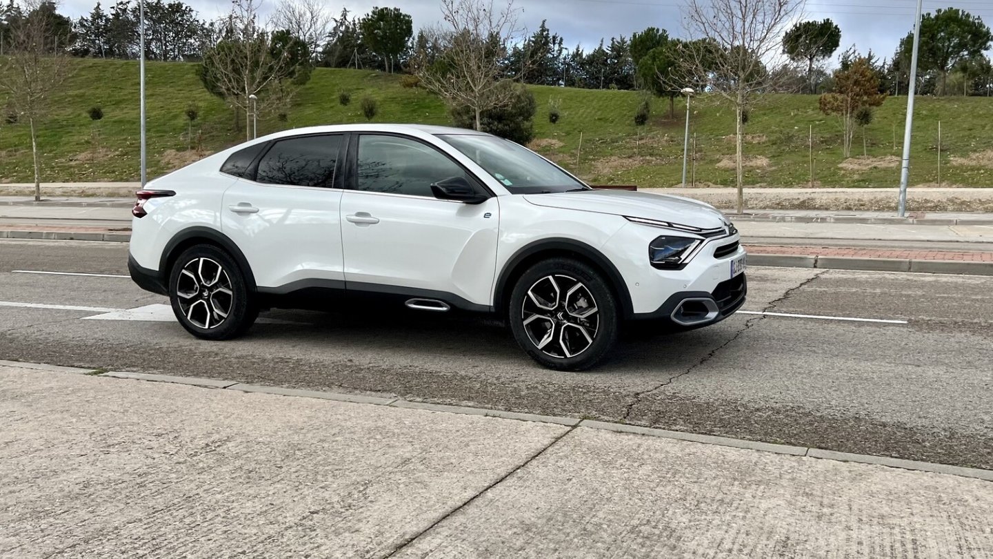 Entspanntes Fahren gehört zur Kompetenz des komfortablen Citroën.