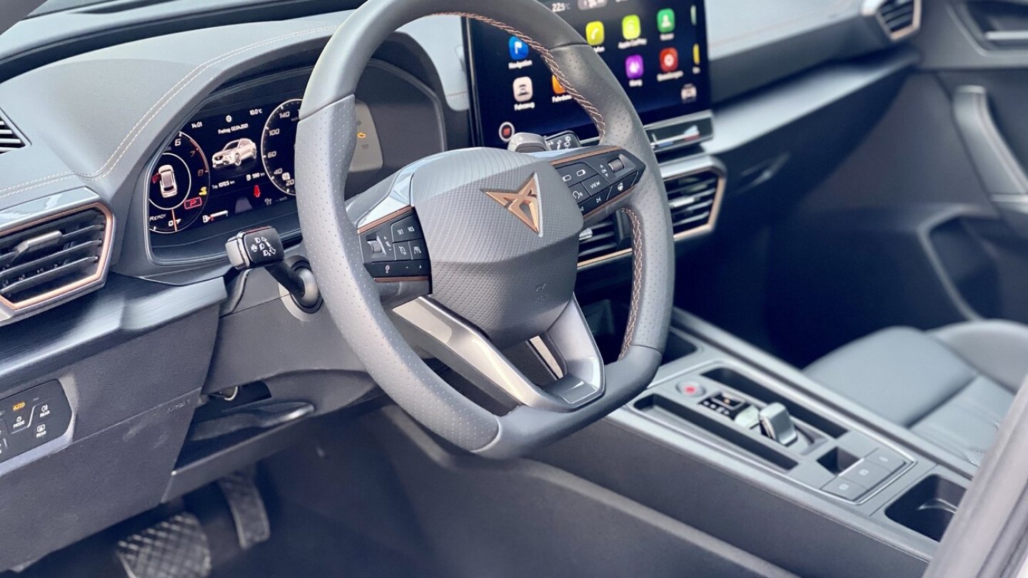 Ein kleiner Knubbel reicht dem Shift-by-Wire-DSG für die Bedienung.