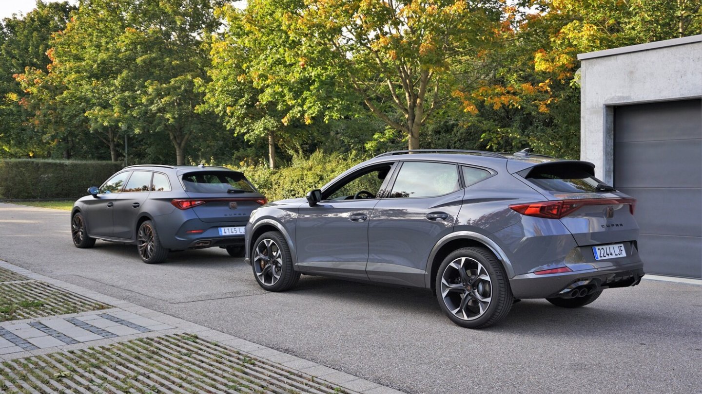 Start zu den Probefahrten mit beiden neuen Cupra-Modellen.