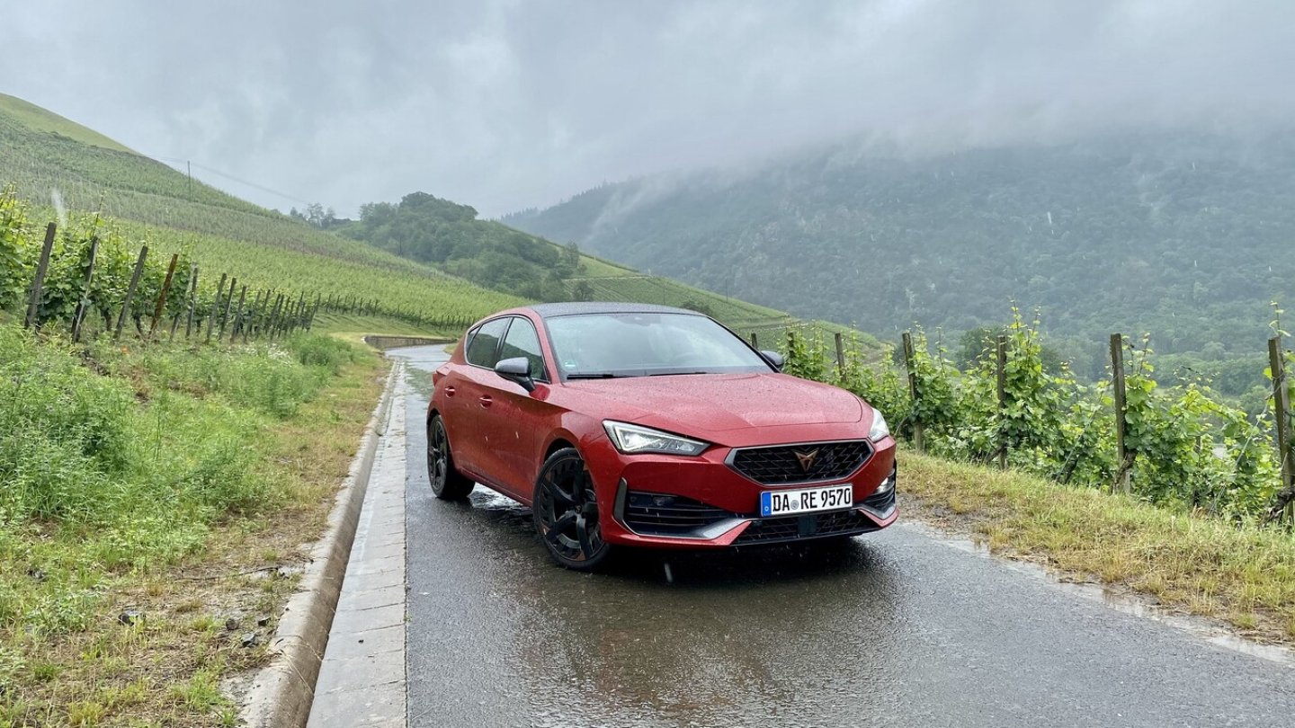 Der Listenpreis in Basisausstattung liegt bei 39.970 Euro.