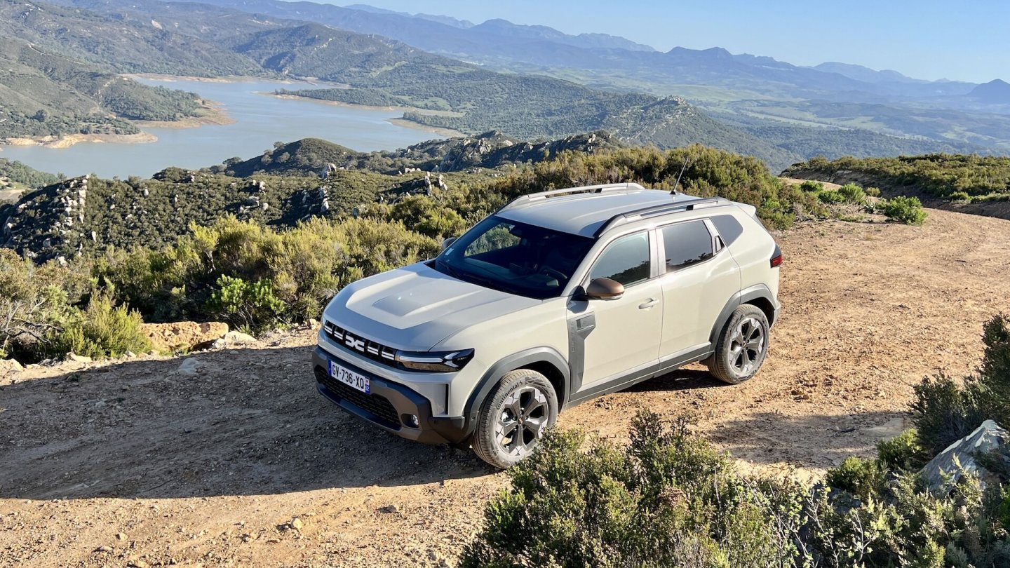Dacia Duster Hybrid 4x4