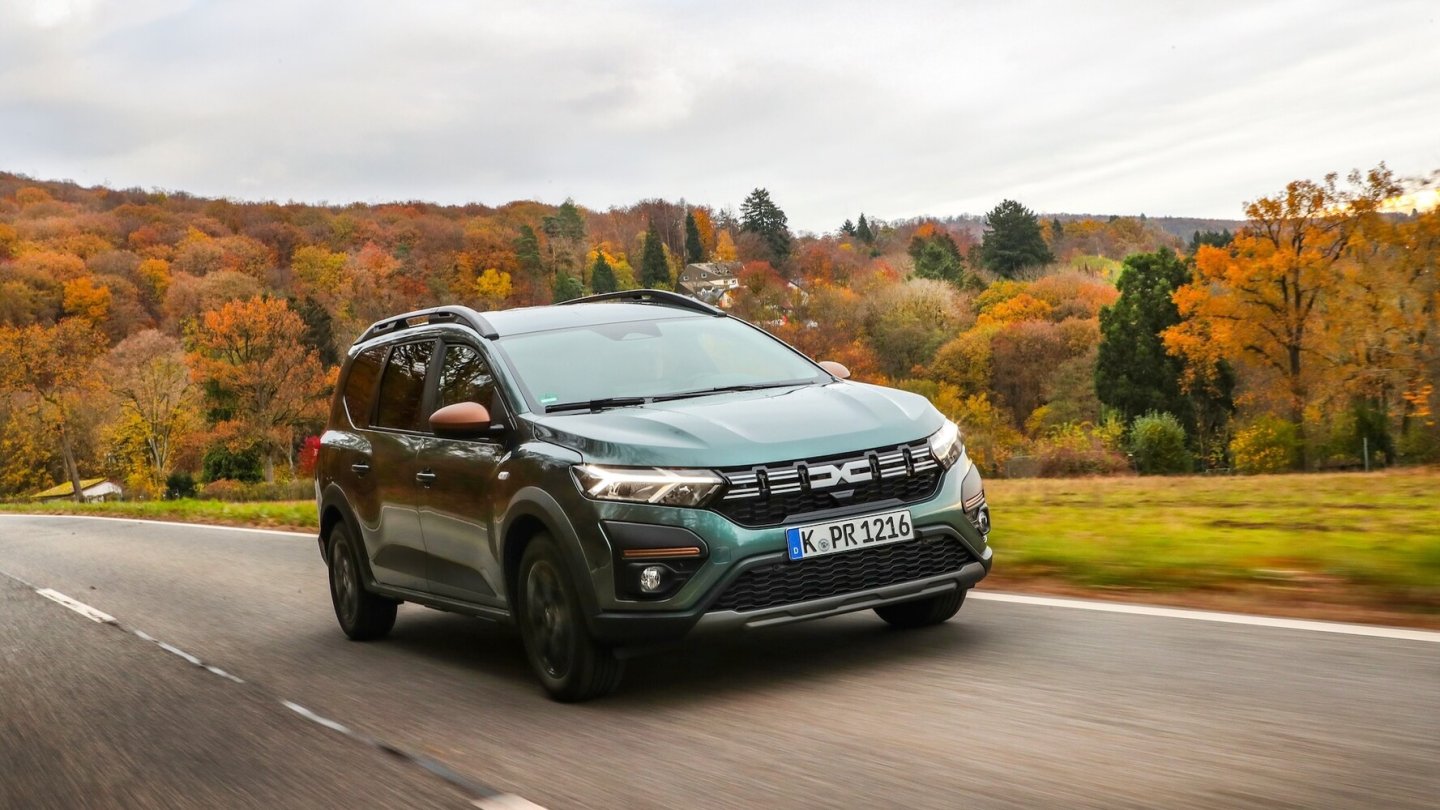 Platz und Komfort für bis zu sieben Personen: Der Dacia Jogger.