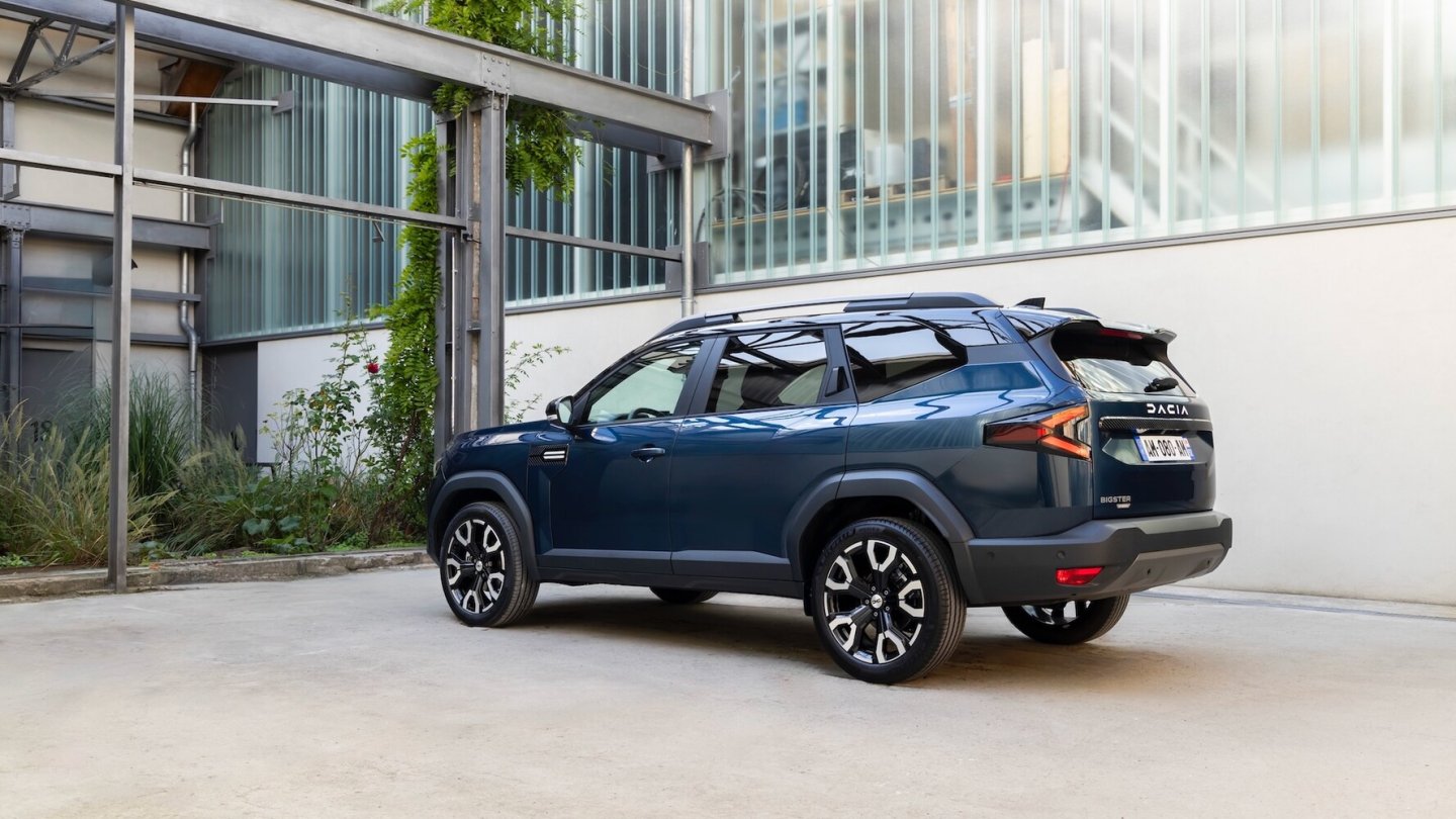 Neue Größe: Im Frühjahr 2025 starter der Dacia Bigster.