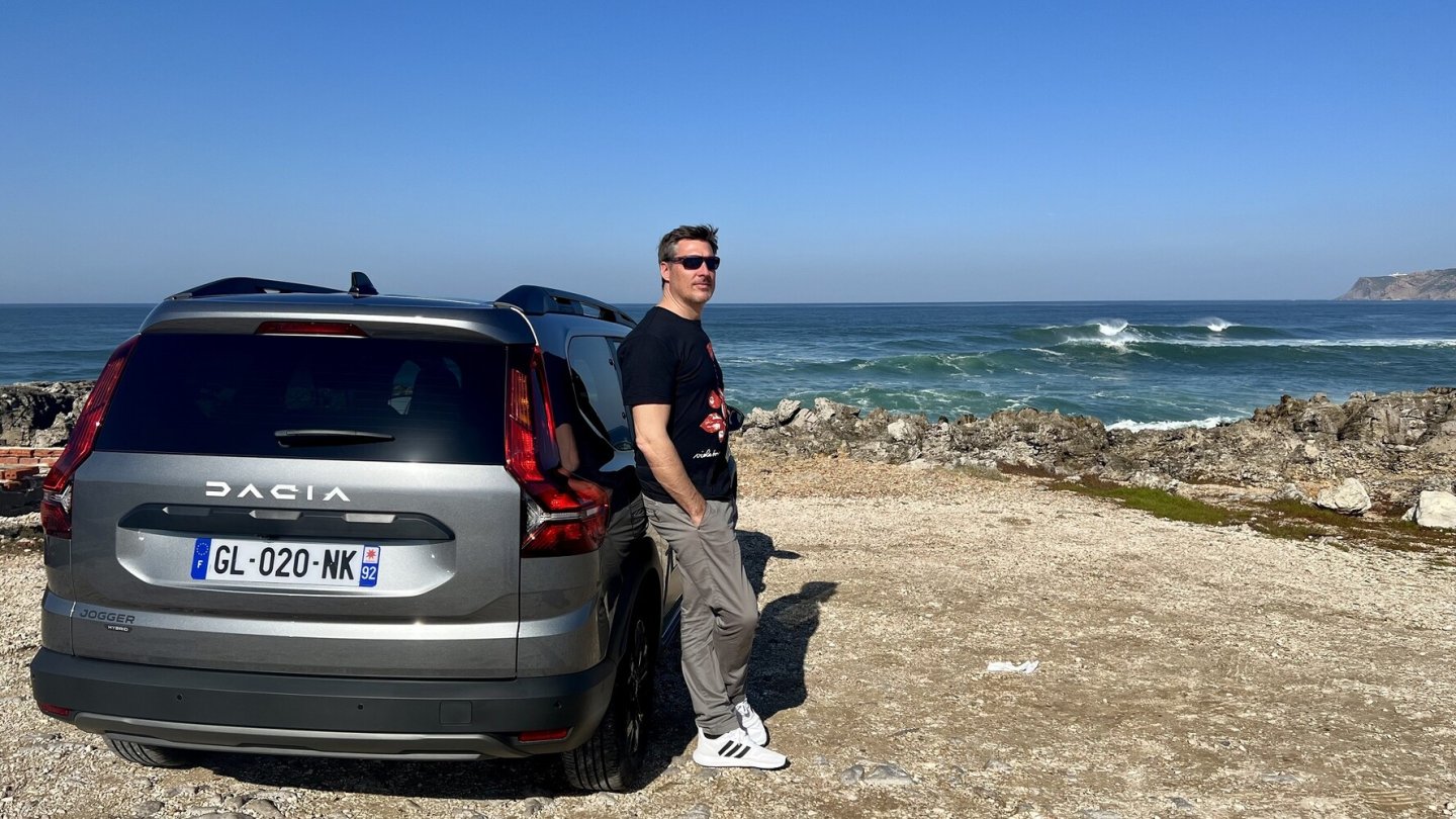 Das Konzept des Dacia Jogger überzeugt mal wieder. Als Hybrid wird er aber deutlich teurer.