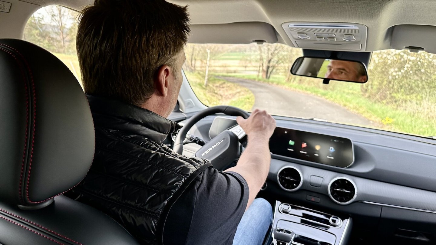 Die Lenkung ist recht gefühlslos.