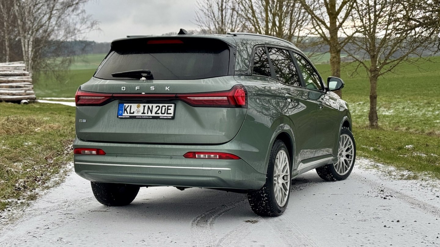 Erste Ausfahrt im Plug-in Hybriden bei winterlichen Bedingungen.