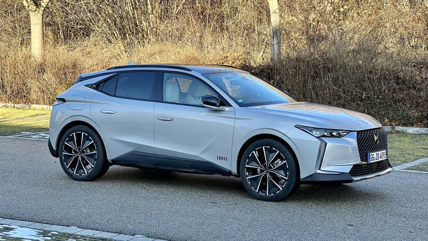 Der üppig ausgestattete Testwagen kostet über 58.000 Euro.