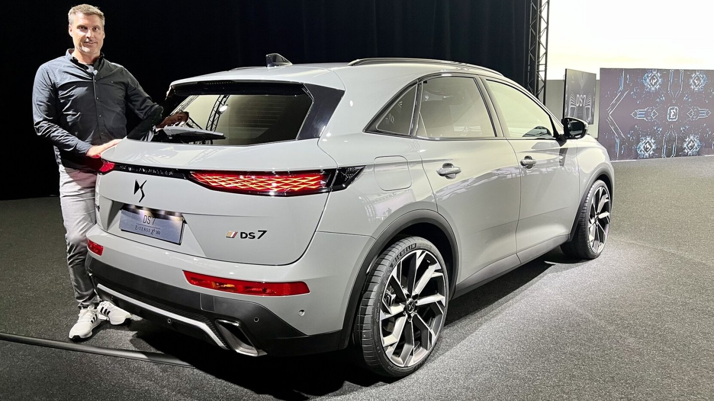 Das Facelift-Modell wird ab Spätherbst 2022 ausgeliefert.