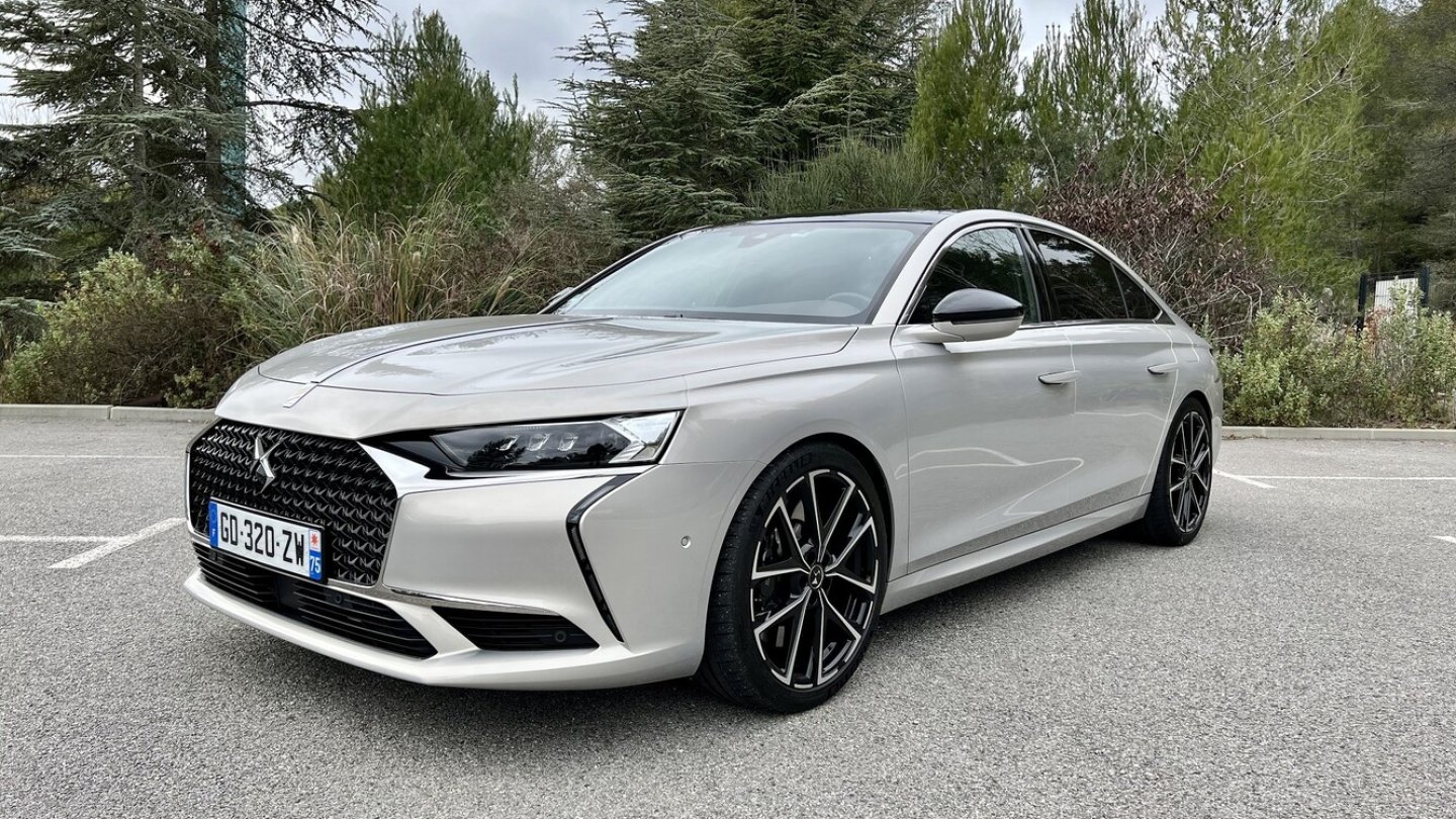 DS 9 E-Tense 4x4 360