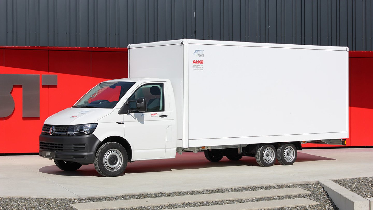 Natürlich werden Fahrgestell und Aufbau nicht ausschließlich gelb lackiert.