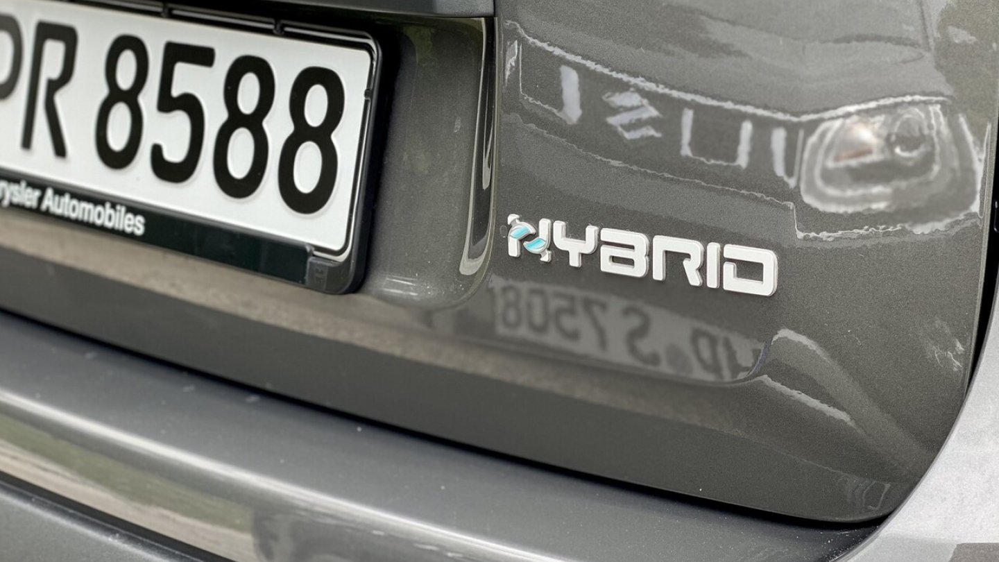 Beide Kleinwagen sind Mildhybride.