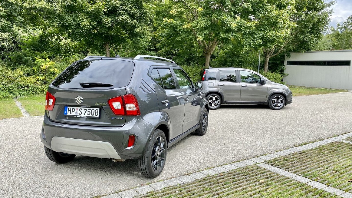 Fünf Türen sind bei beiden serienmäßig.