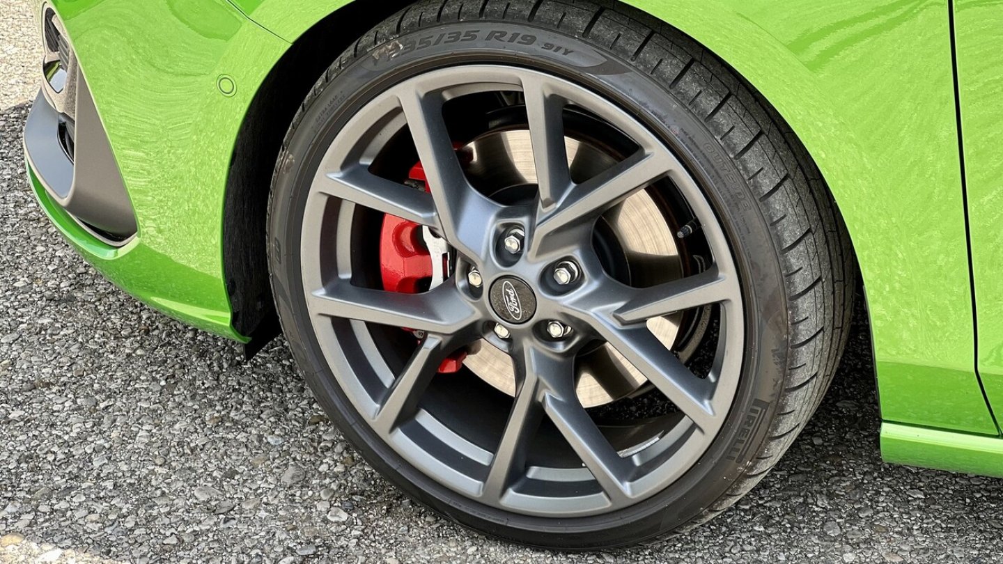 Die 19-Zoll-Felgen sind Teil des X-Pakets.