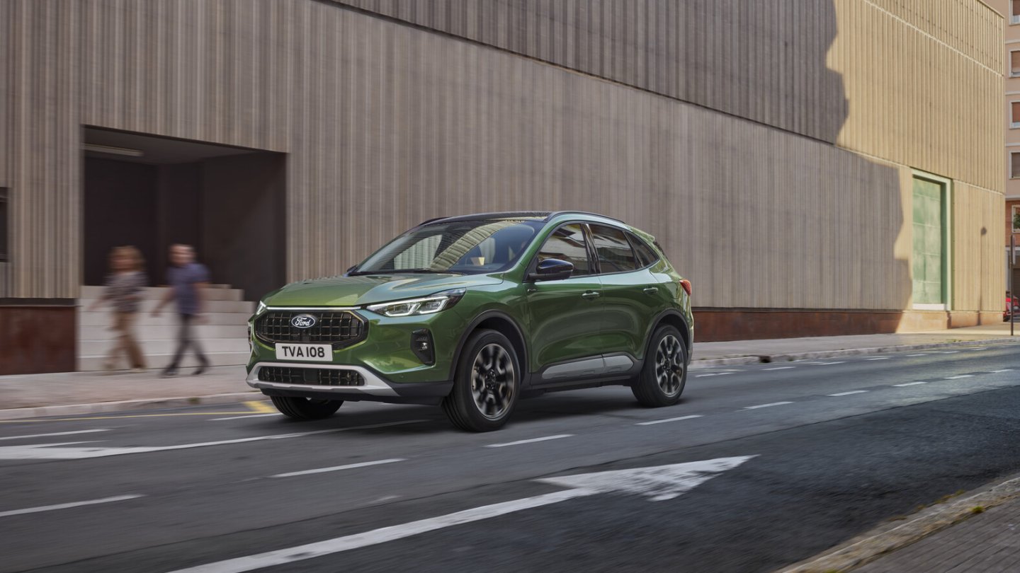 Die silberne Einlage am Stoßfänger ist ein Kennzeichen der Active-Ausstattung.