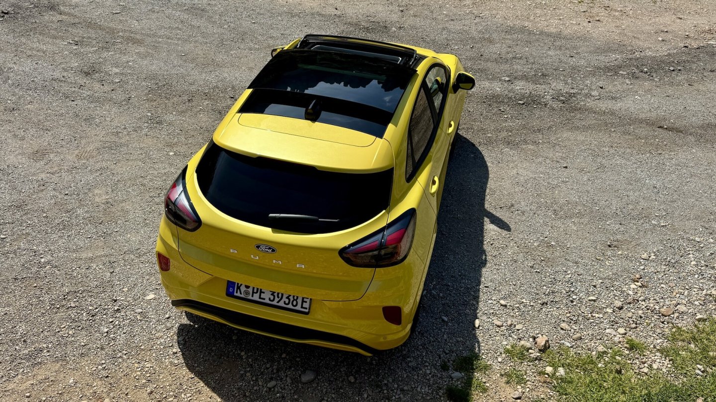 Das Panorama-Glasschiebedach gibt es optional.