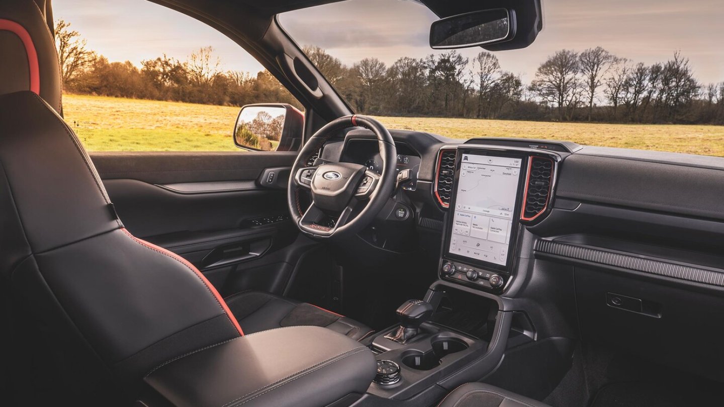 Das Cockpit des neuen Ford Ranger Raptor.