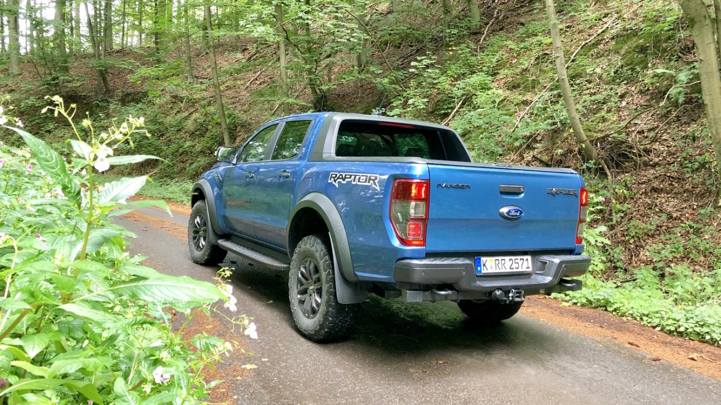 Die Anhängelast sinkt beim Raptor auf 2,5 Tonnen.