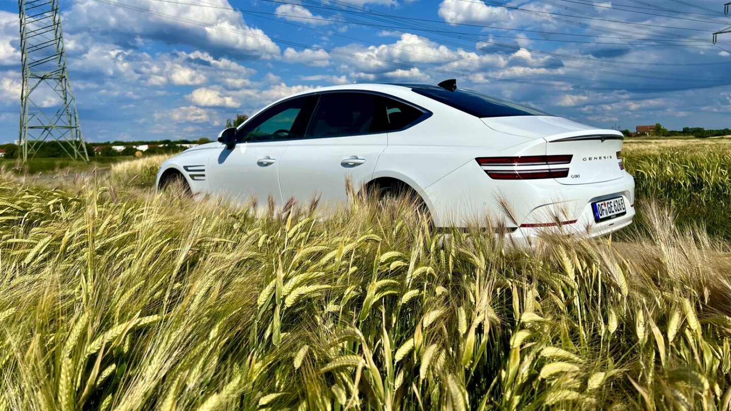 Äußerlich verraten nicht mal Schriftzüge den Elekroantrieb.