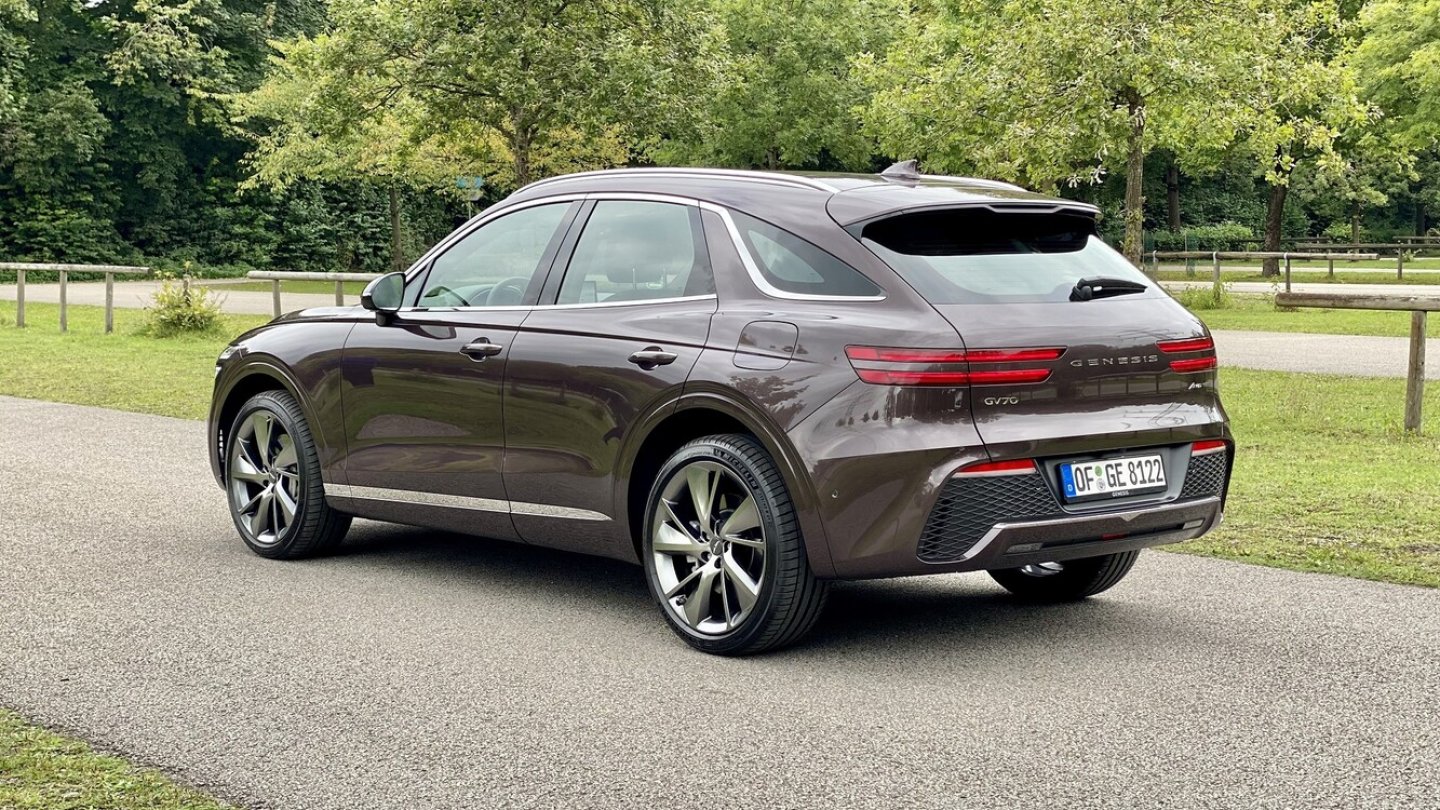 Der Genesis GV70 bringt ein 5-Jahre-Sorglos-Paket mit.