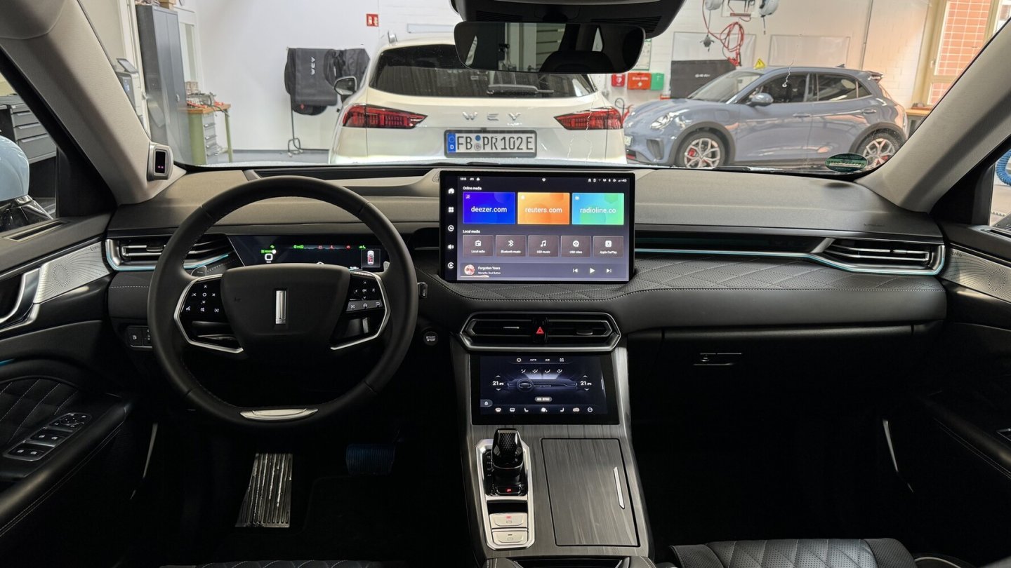 Das Cockpit des GWM Wey 03.