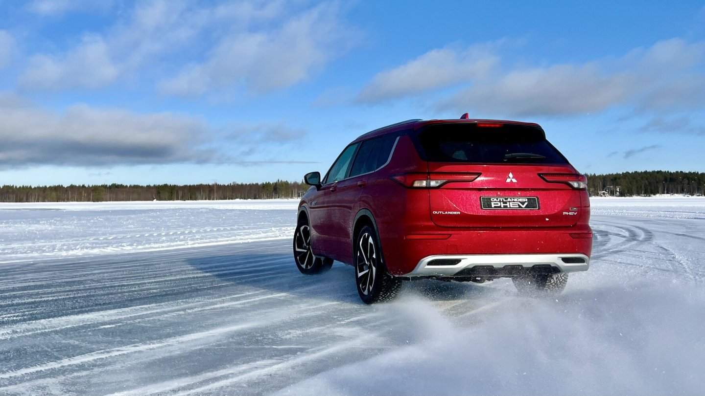 Ende 2024 kommt der neue Mitsubishi Outlander als Plug-in Hybrid zu uns.
