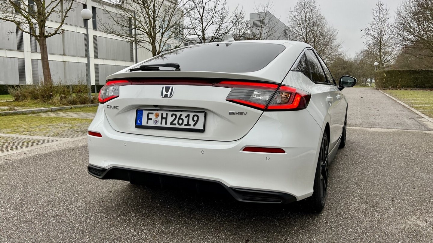 Der e:HEV-Hybrid ist die einzige Motorvariante diesseits des Civic Type R.