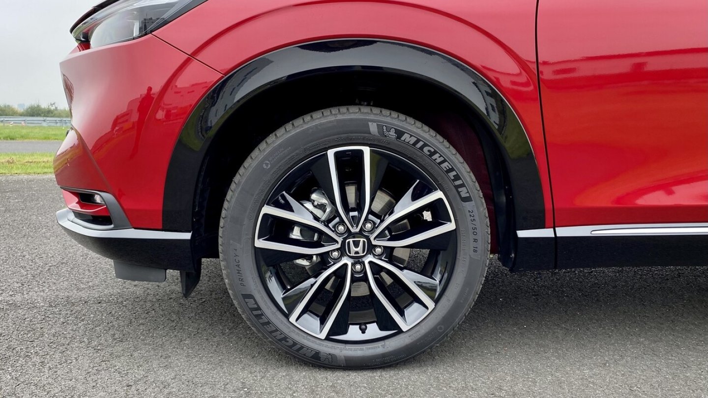 18-Zoll-Felgen sind beim HR-V serienmäßig.