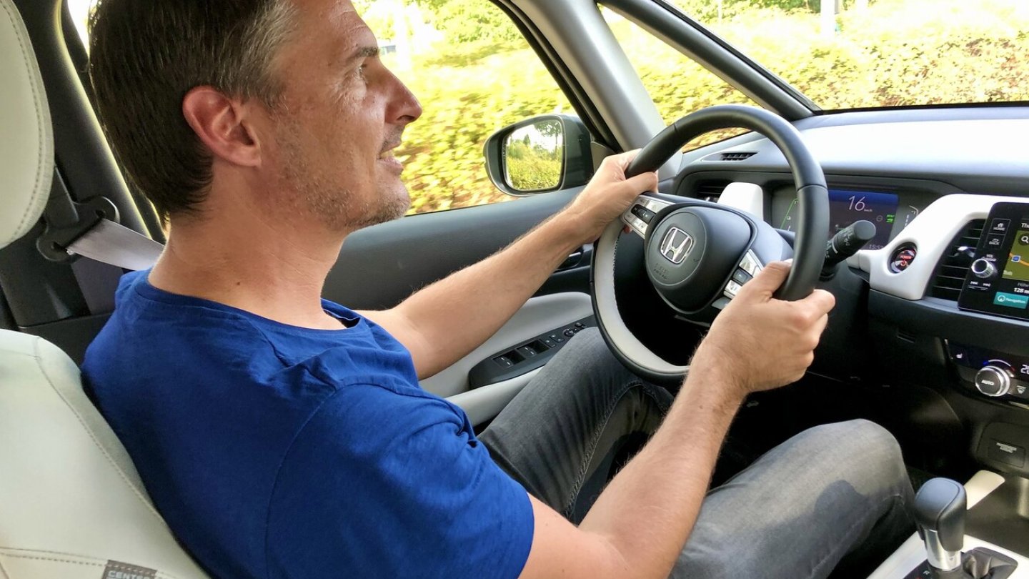 Die schlanken A-Säulen gewähren eine tolle Rundumsicht.