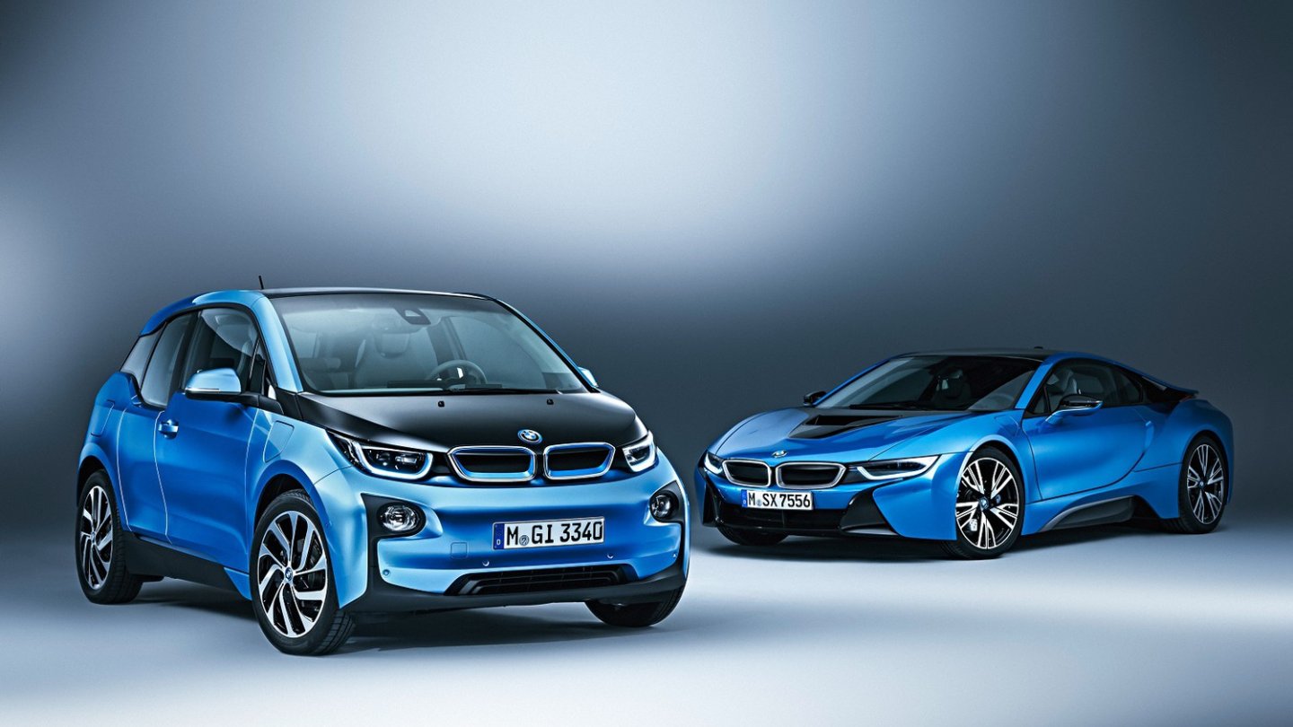 Die Modelle i3 und i8 bilden BMWs Submarke i. Ein drittes Modell ist stsrk verzögert.